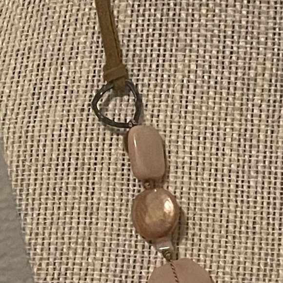 Peyote Bird Boho Polished Stone Statement Necklace With Leather Cord & Metal Acc - Picture 4 of 6